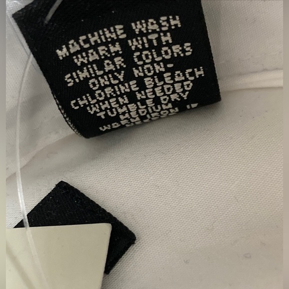 Murano White Classic Dress Shirt Button Up Medium long sleeved new in package - Picture 9 of 9